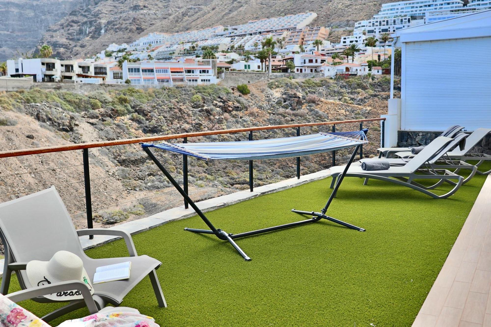 Panoramic Seaview Escape Villa Puerto de Santiago  Bagian luar foto